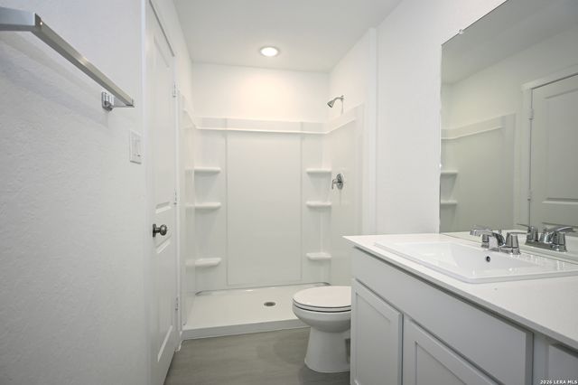 1543 SILVER CRK, New Braunfels, TX 78130