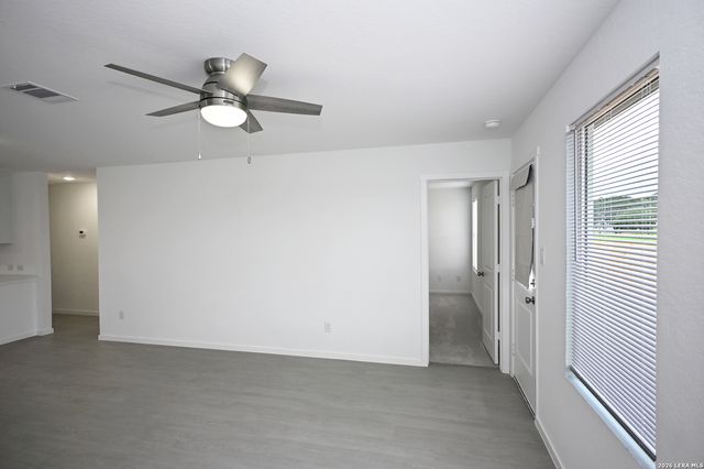 1543 SILVER CRK, New Braunfels, TX 78130