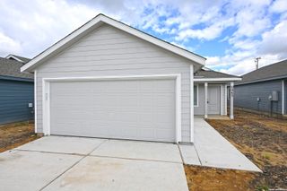 1543 SILVER CRK, New Braunfels, TX 78130