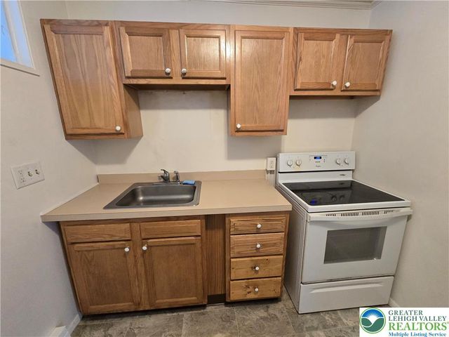 836 Wyandotte Street, Bethlehem City, PA 18015