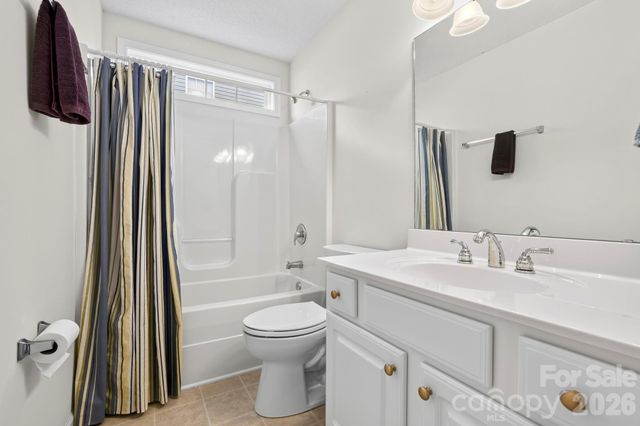 99 Yadkin Road, Fletcher, NC 28732