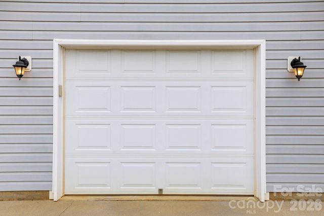 99 Yadkin Road, Fletcher, NC 28732