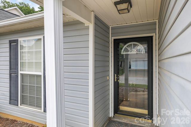 99 Yadkin Road, Fletcher, NC 28732