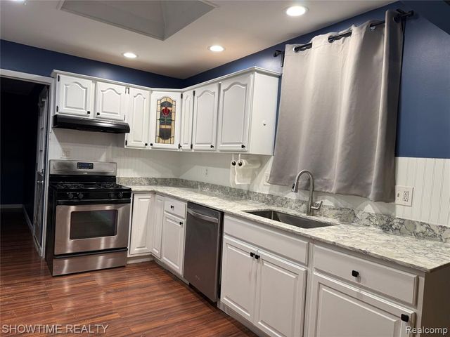 26261 Linwood Street, Roseville, MI 48066