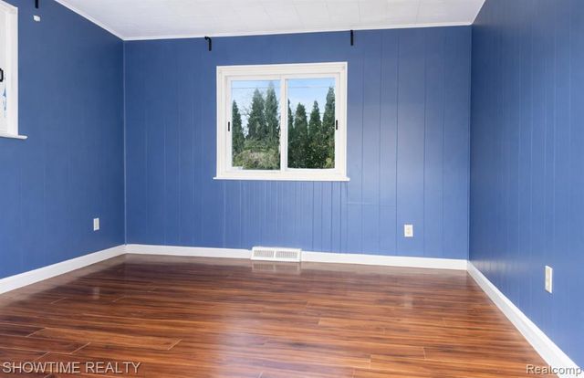 26261 Linwood Street, Roseville, MI 48066