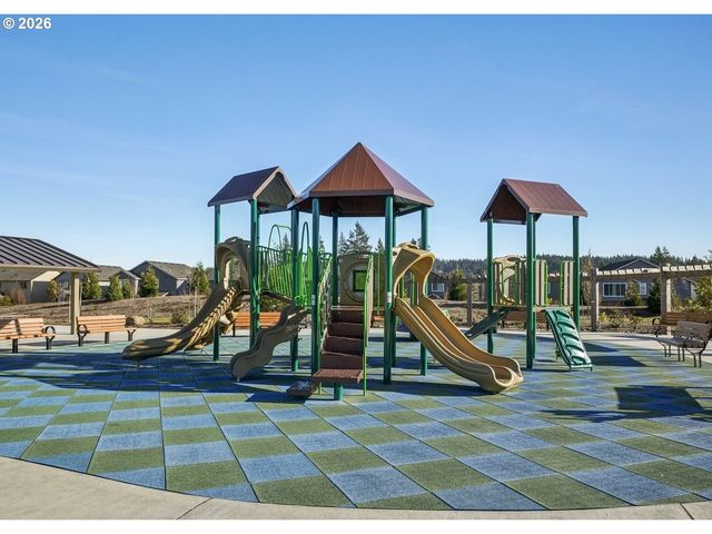 12478 Se WATER DROP Way, Happy Valley, OR 97086