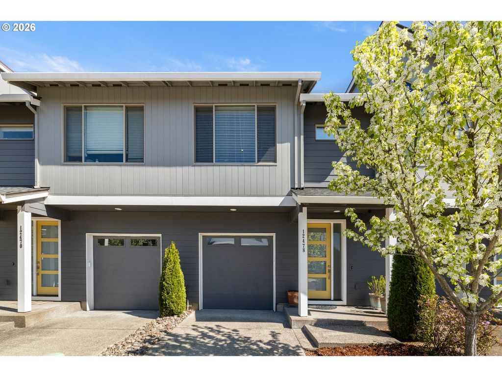 12478 Se WATER DROP Way, Happy Valley, OR 97086