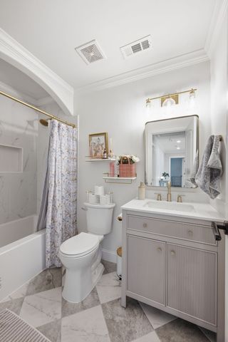 8036 Fenwick Ln, Spring Hill, TN 37174