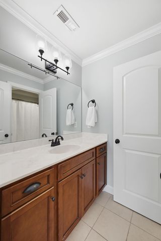 8036 Fenwick Ln, Spring Hill, TN 37174