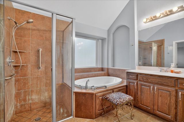 9808 Mullins Crossing Drive, Fort Worth, TX 76126