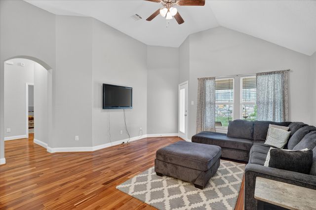 9808 Mullins Crossing Drive, Fort Worth, TX 76126