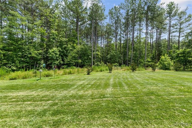 8000 Clancy Pl, Chesterfield, VA 23838