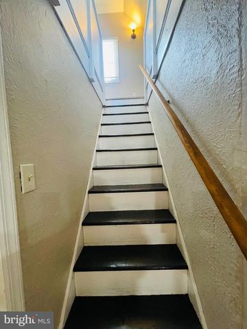 2819 HADDONFIELD RD, Pennsauken, NJ 08110