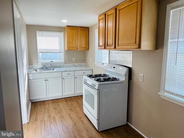 2819 HADDONFIELD RD, Pennsauken, NJ 08110