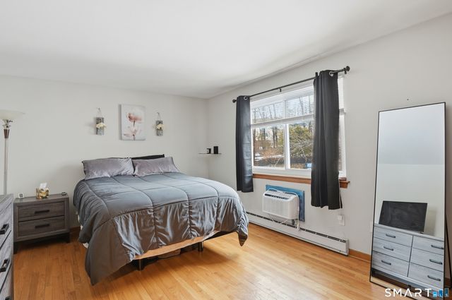 273 Queen Street Apt 9C, Southington, CT 06489