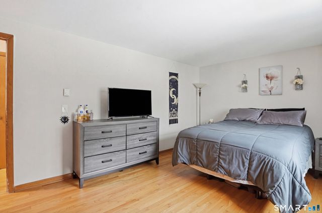 273 Queen Street Apt 9C, Southington, CT 06489