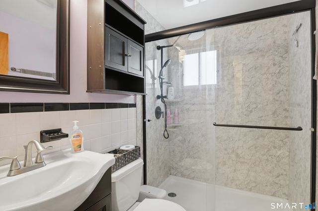 273 Queen Street Apt 9C, Southington, CT 06489