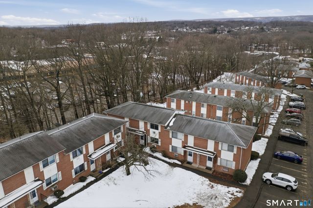 273 Queen Street Apt 9C, Southington, CT 06489