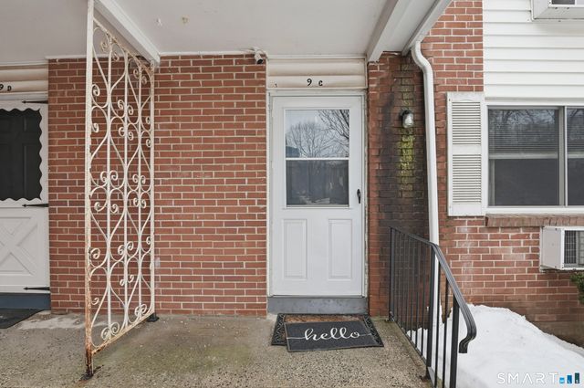 273 Queen Street Apt 9C, Southington, CT 06489