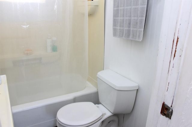 88 Tarpon Street, Bayou Vista, TX 77563