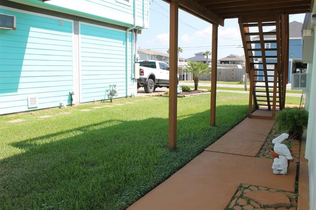 88 Tarpon Street, Bayou Vista, TX 77563