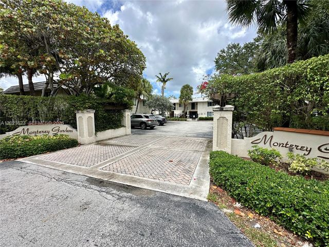 8617 SW 68th Ct 26, Pinecrest, FL 33156