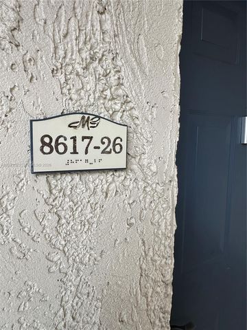 8617 SW 68th Ct 26, Pinecrest, FL 33156