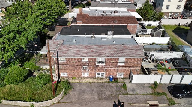 3140 Waterbury Avenue, Bronx, NY 10465