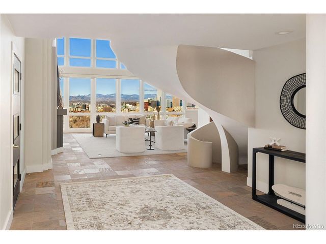 1133 Race St 17A, Denver, CO 80206