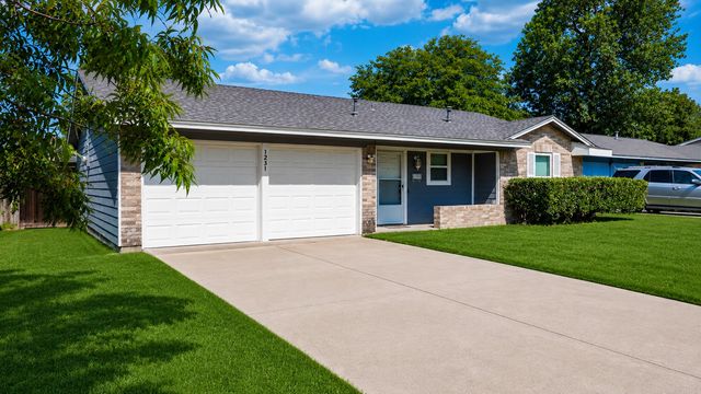 1231 Rancho Drive, Mesquite, TX 75149