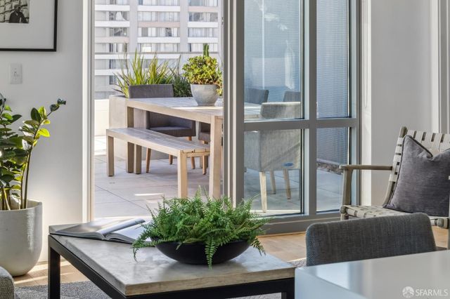 1545 Pine Street 701, San Francisco, CA 94109