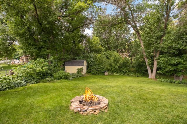 7660 Heritage Road, Eden Prairie, MN 55346