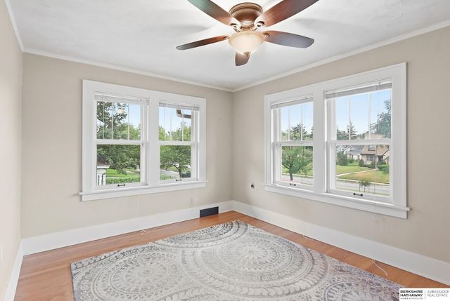 6551 Florence Boulevard, Omaha, NE 68112