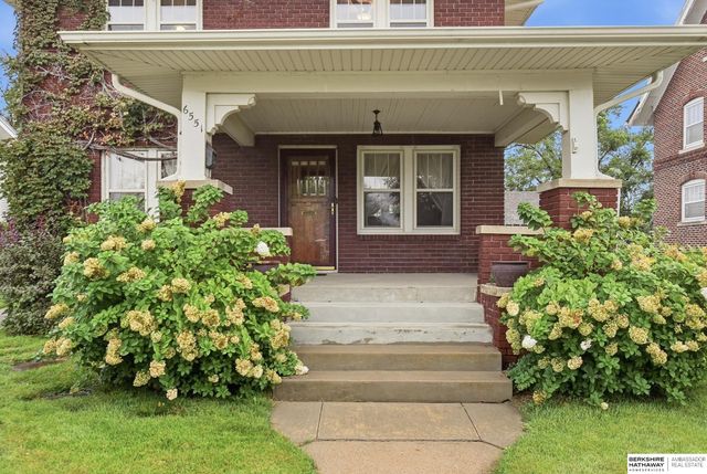 6551 Florence Boulevard, Omaha, NE 68112
