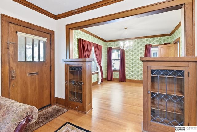 6551 Florence Boulevard, Omaha, NE 68112