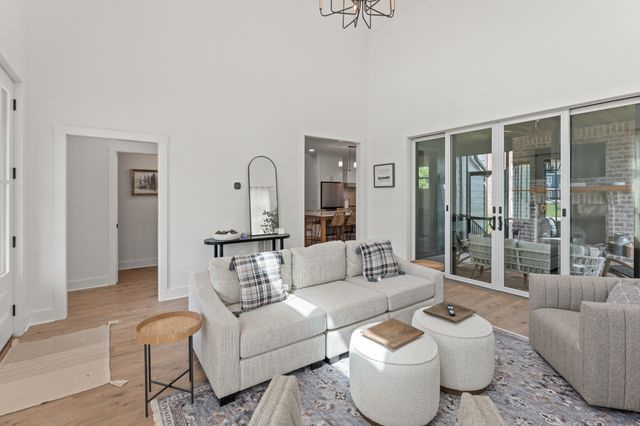 124 Barefoot Way, Winchester, TN 37398