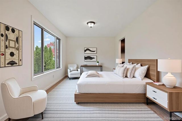 2116 Hidden Trail Drive, Sterling Heights, MI 48314