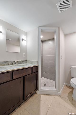 2116 Hidden Trail Drive, Sterling Heights, MI 48314