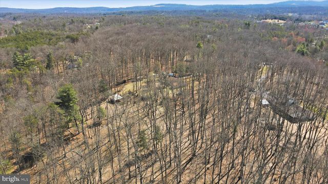 139 ARCADIA RD, Hedgesville, WV 25427