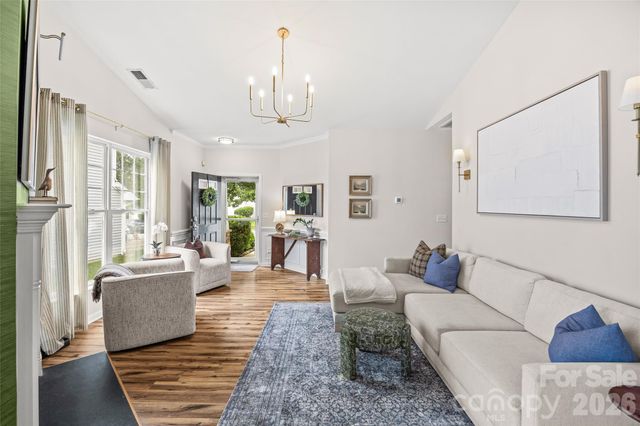 1732 Crabapple Tree Lane, Charlotte, NC 28214