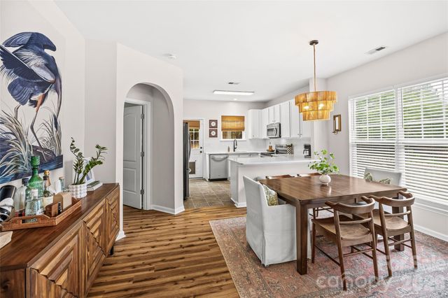 1732 Crabapple Tree Lane, Charlotte, NC 28214