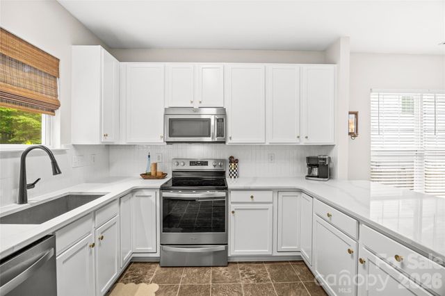 1732 Crabapple Tree Lane, Charlotte, NC 28214