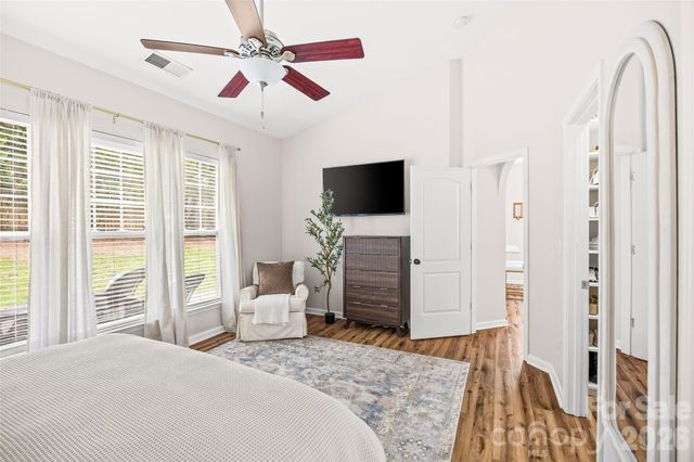 1732 Crabapple Tree Lane, Charlotte, NC 28214