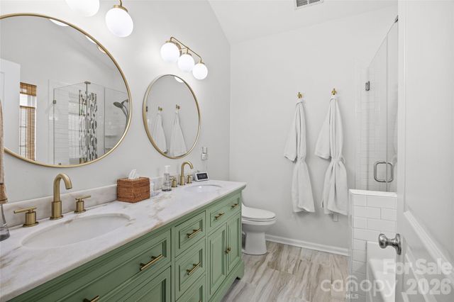 1732 Crabapple Tree Lane, Charlotte, NC 28214