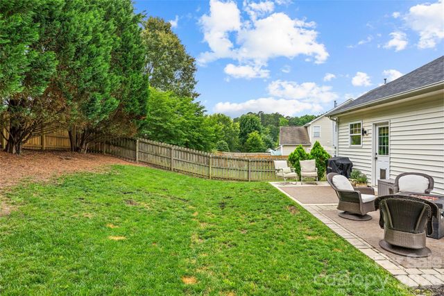 1732 Crabapple Tree Lane, Charlotte, NC 28214