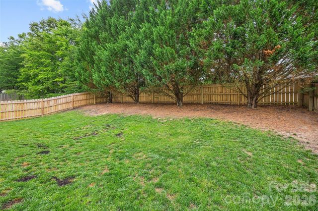 1732 Crabapple Tree Lane, Charlotte, NC 28214