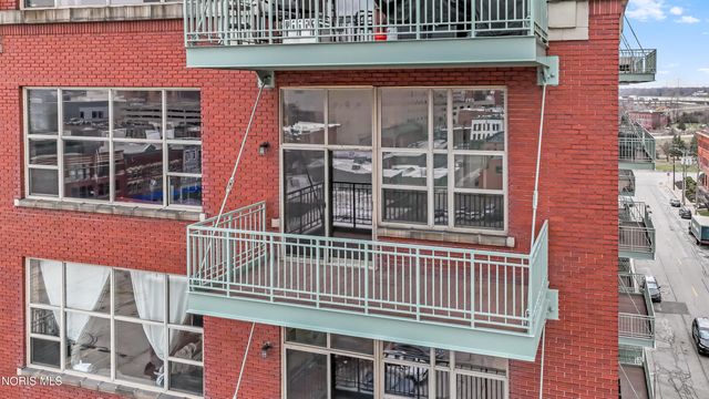 745 Washington Street, 601, Toledo, OH 43604