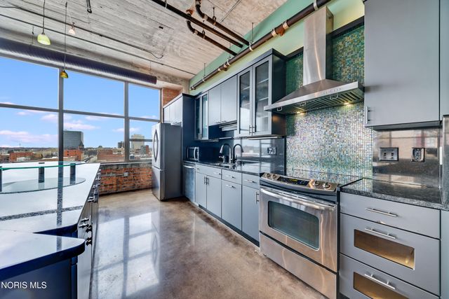 745 Washington Street, 601, Toledo, OH 43604