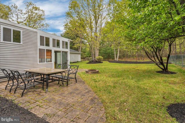 48 COUNTRY CLUB RD, Pine Hill, NJ 08021