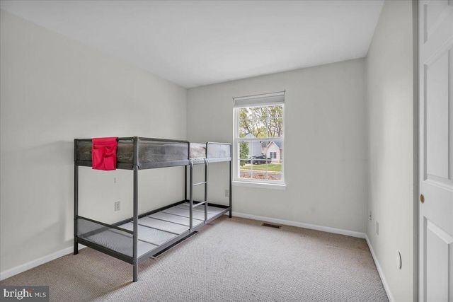 48 COUNTRY CLUB RD, Pine Hill, NJ 08021